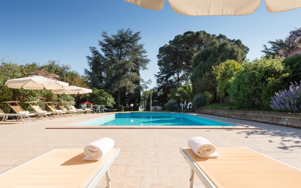 B&B Villa Il Poggetto 宛图里那 外观 照片